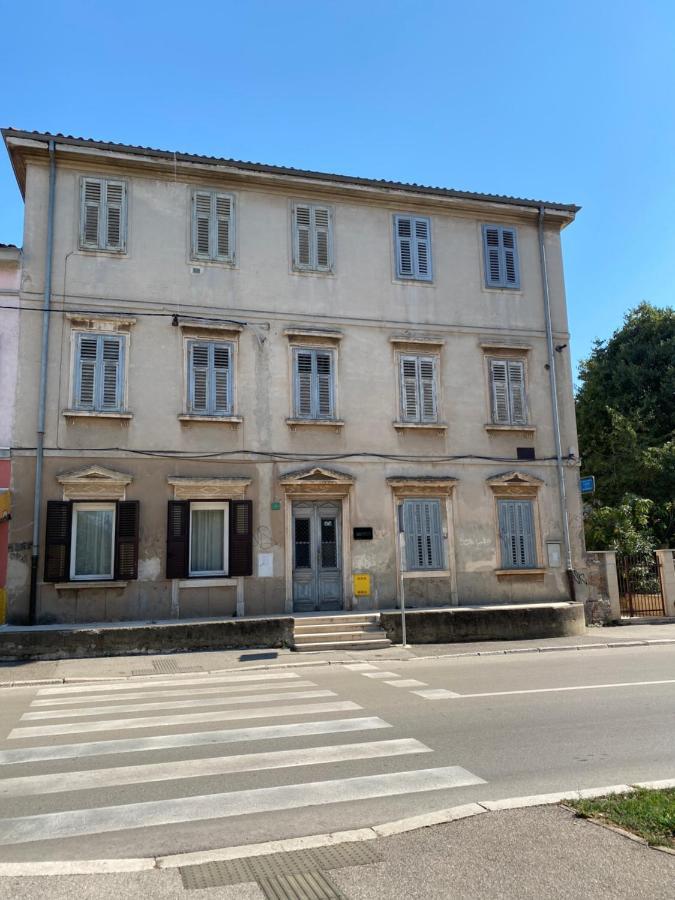 New Stylish & Modern Studio Apart - With Sea View Apartment Pula Exterior photo